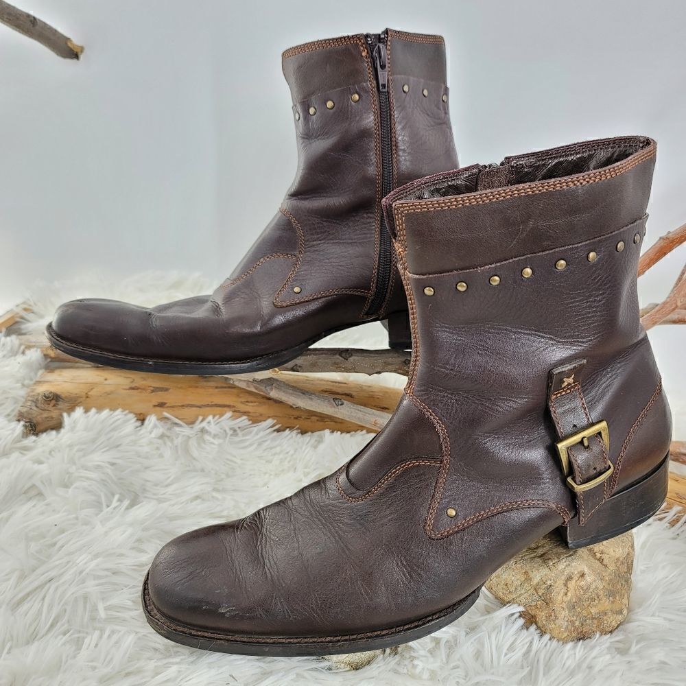 Gordon rush studded brown leather ankle boots. (K)